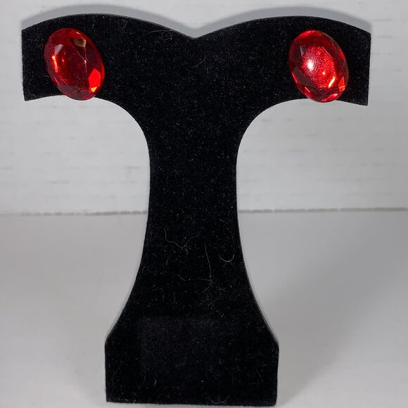 Oval Red Costume Post Earrings - Picture 1 of 11